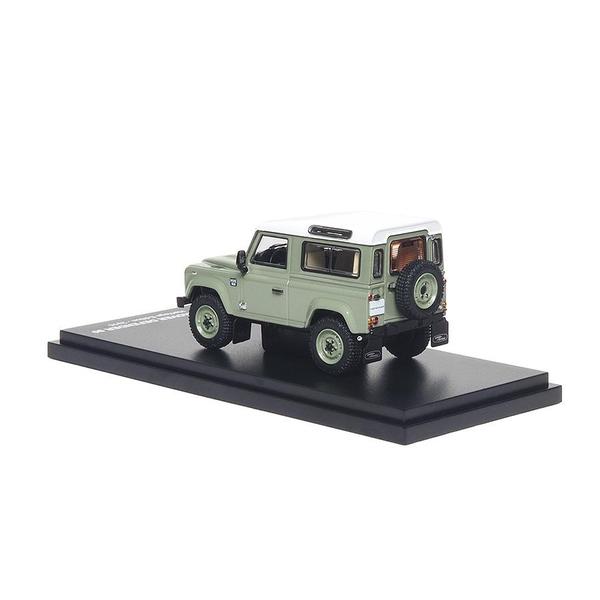 The Image-3 of the Land Rover Defender 90 2015 1/64 Diecast Car by Almost Real