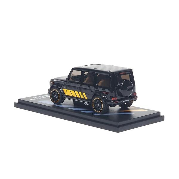 The Image-2 of the Mercedes AMG G 63 2020 1/64 Diecast Car by Almost Real