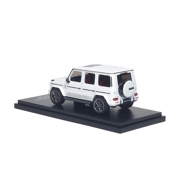 The Image-3 of the Mercedes AMG G 63 2022 1/64 Diecast Car by Almost Real