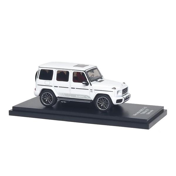 The Image-4 of the Mercedes AMG G 63 2022 1/64 Diecast Car by Almost Real
