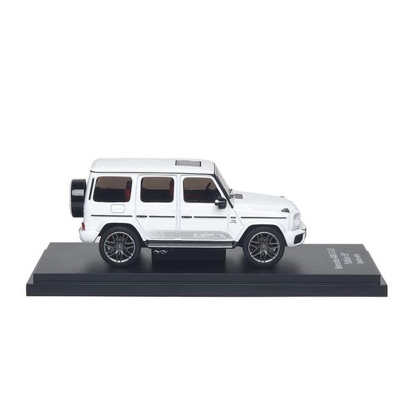 The Image-5 of the Mercedes AMG G 63 2022 1/64 Diecast Car by Almost Real