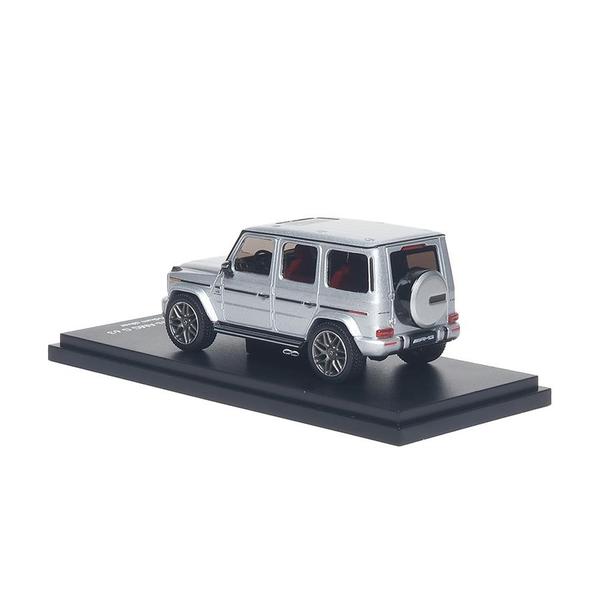 The Image-3 of the Mercedes AMG G 63 2019 1/64 Diecast Car by Almost Real