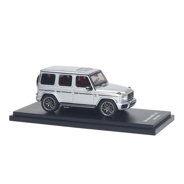 The Image-4 of the Mercedes AMG G 63 2019 1/64 Diecast Car by Almost Real