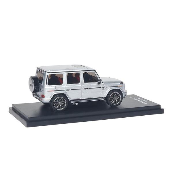 The Image-6 of the Mercedes AMG G 63 2019 1/64 Diecast Car by Almost Real