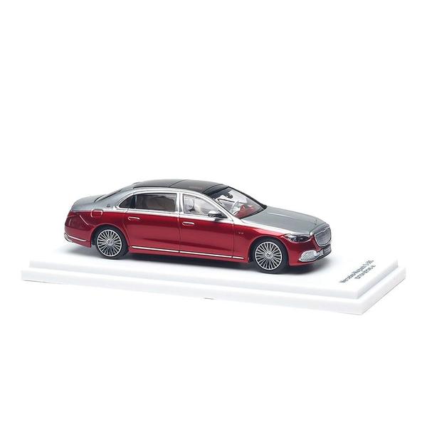 The Image-3 of the Mercedes-Maybach S 680 1/64 Diecast Car by Almost Real