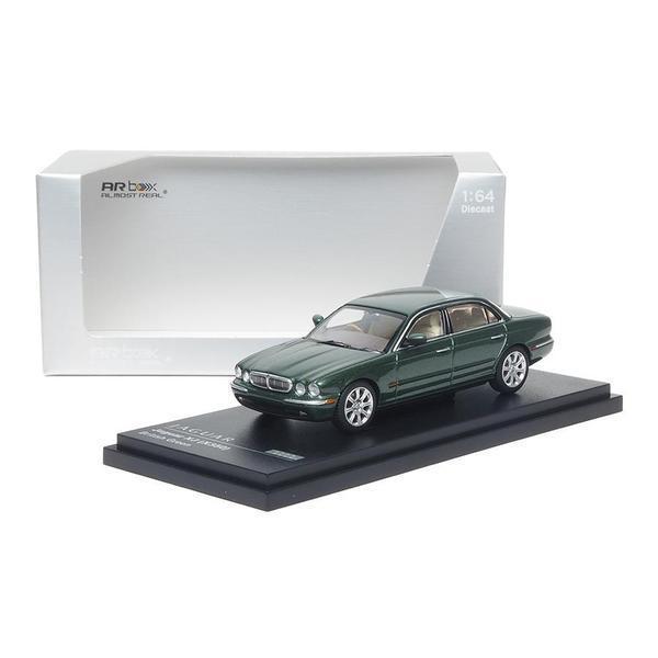 Pictrue of a Jaguar XJ-6 (X350) 1/64 Diecast Car by Almost Real ARBOX-XXX-610502001