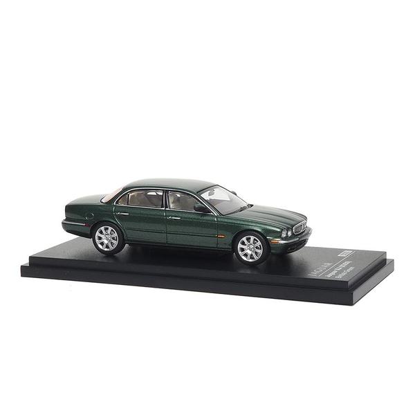 The Image-4 of the Jaguar XJ-6 (X350) 1/64 Diecast Car by Almost Real
