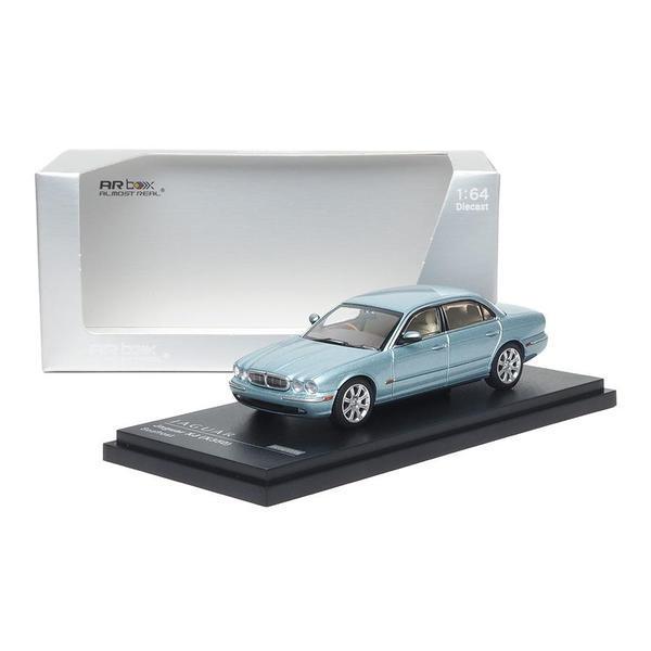 Pictrue of a Jaguar XJ-6 (X350) 1/64 Diecast Car by Almost Real ARBOX-XXX-610503001