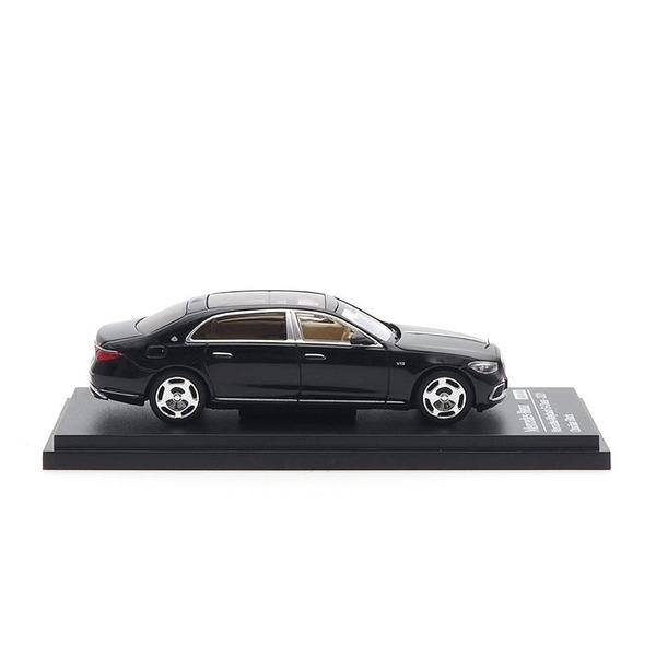 The Image-5 of the Mercedes-Maybach S 680 2021 1/64 Diecast Car by Almost Real