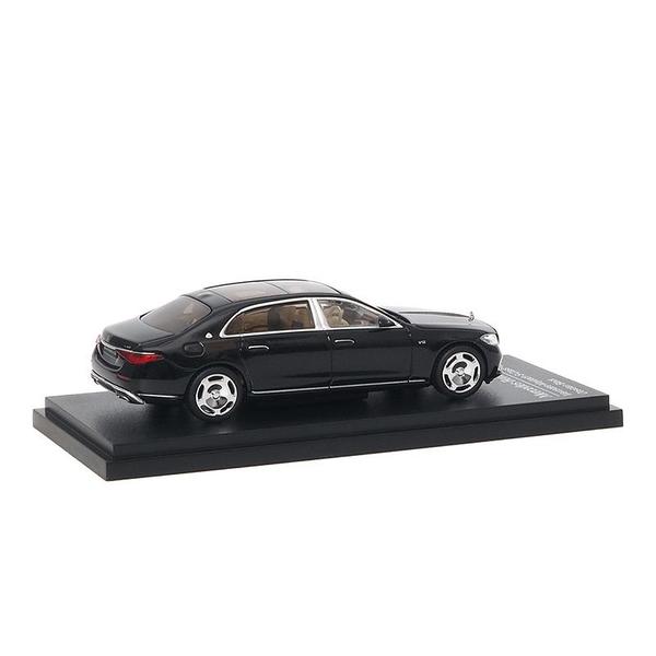 The Image-6 of the Mercedes-Maybach S 680 2021 1/64 Diecast Car by Almost Real