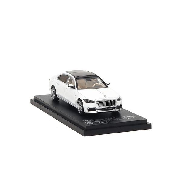 The Image-5 of the Mercedes-Maybach S 680 2021 1/64 Diecast Car by Almost Real