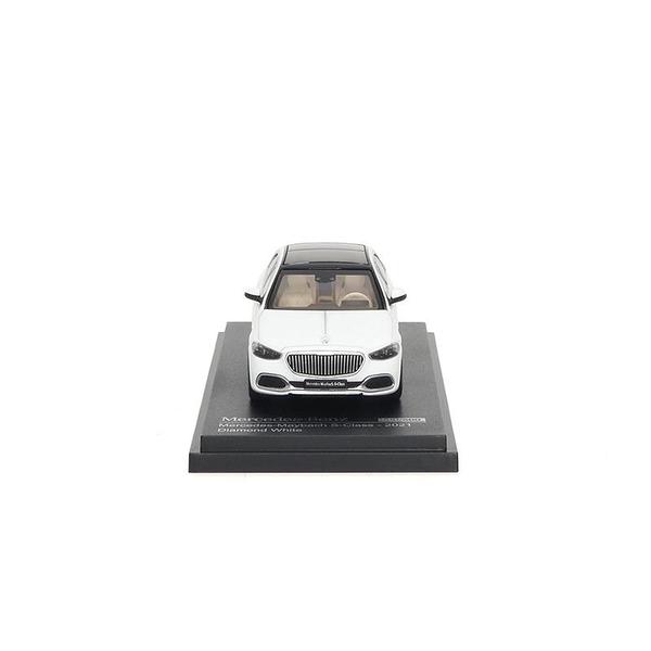 The Image-6 of the Mercedes-Maybach S 680 2021 1/64 Diecast Car by Almost Real