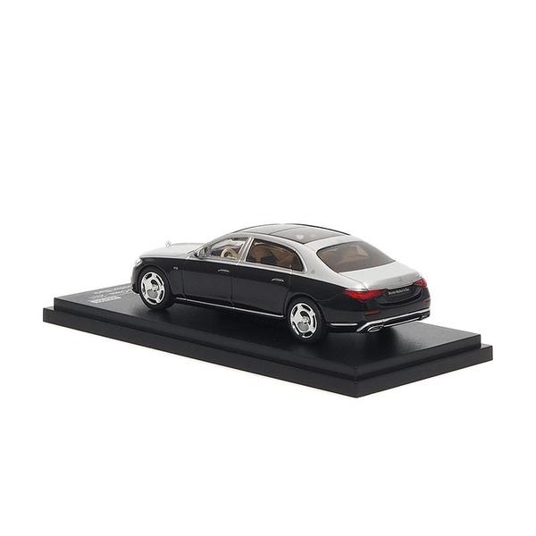 The Image-3 of the Mercedes-Maybach S 680 2021 1/64 Diecast Car by Almost Real