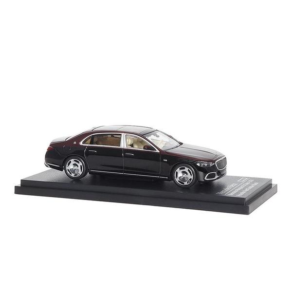 The Image-5 of the Mercedes-Maybach S 680 2021 1/64 Diecast Car by Almost Real