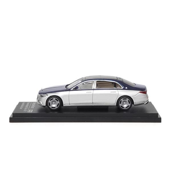 The Image-5 of the Mercedes-Maybach S 680 2021 1/64 Diecast Car by Almost Real