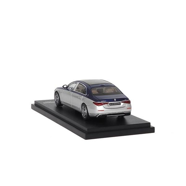 The Image-8 of the Mercedes-Maybach S 680 2021 1/64 Diecast Car by Almost Real