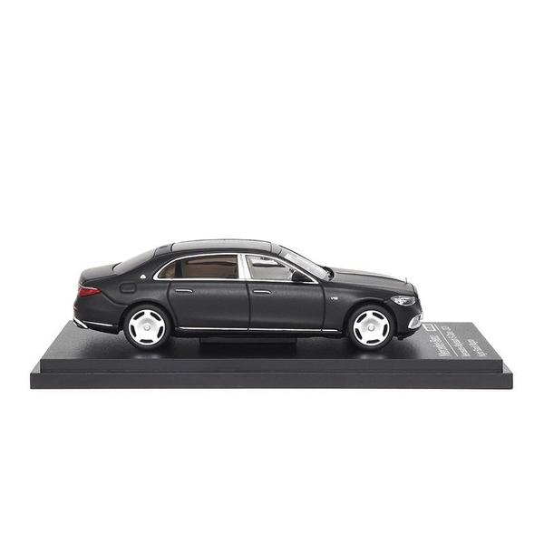 The Image-5 of the Mercedes-Maybach S 680 2021 1/64 Diecast Car by Almost Real