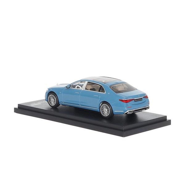 The Image-3 of the Mercedes-Maybach S 680 2021 1/64 Diecast Car by Almost Real