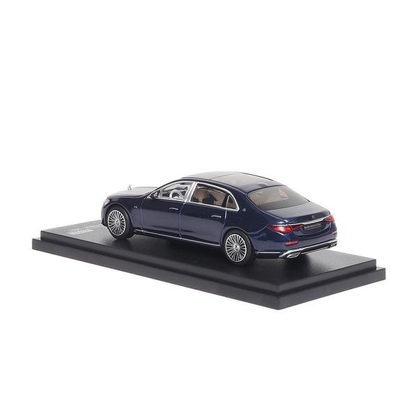 The Image-3 of the Mercedes-Maybach S 680 2021 1/64 Diecast Car by Almost Real
