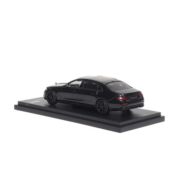 The Image-3 of the Mercedes-Maybach S 680 2023 1/64 Diecast Car by Almost Real