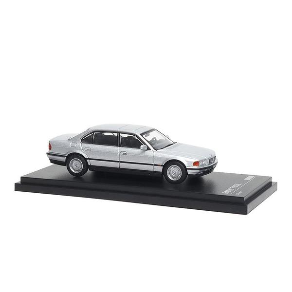 The Image-5 of the BMW 750iL (E38) 1/64 Diecast Car by Almost Real