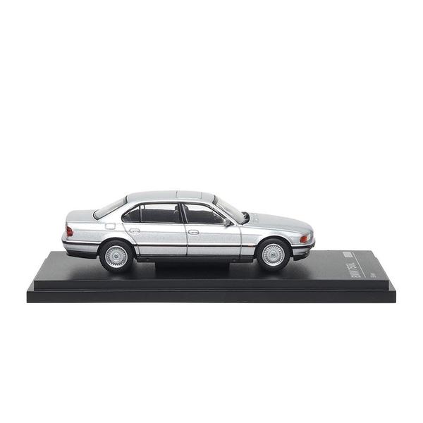 The Image-6 of the BMW 750iL (E38) 1/64 Diecast Car by Almost Real