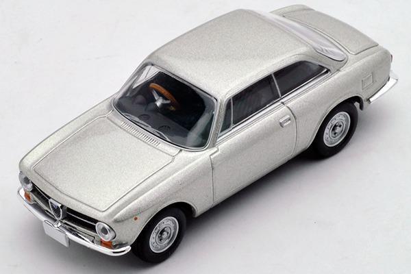 Pictrue of a Alfa Romeo GT1600 Junior 1/64 Diecast Car by Tomytec Tomica Limited Vintage LV-156b