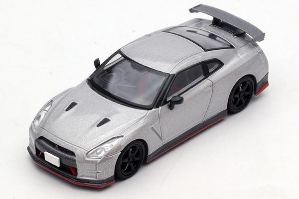 Picture of a Nissan GT-R Nismo (2015 model) by diecast car manufacturer Tomytec Tomica Limited Vintage
