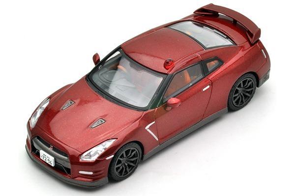 Picture of a Nissan GT-R Premium Edition 45th Anniversary by diecast car manufacturer Tomytec Tomica Limited Vintage