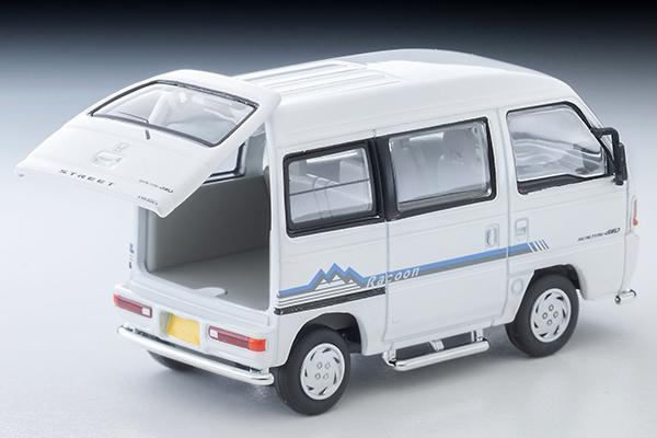 The Right-Rear of the Honda Street G Raccoon 4WD 1994 Model 1/64 Diecast Car by Tomytec Tomica Limited Vintage