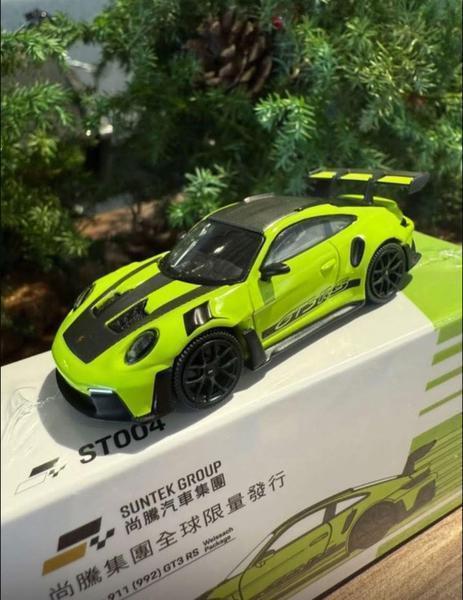 Picture of a Porsche 911 (991) GT2 RS Weissach Package by diecast car manufacturer Mini GT