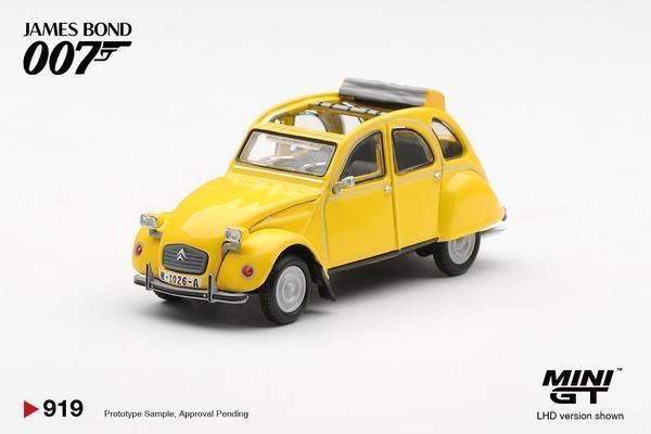 Pictrue of a Citroen 2CV 1/64 Diecast Car by Mini GT MGT_00919