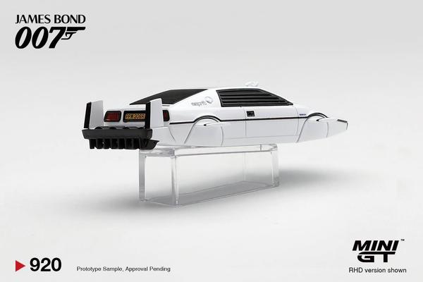 The Image-1 of the Lotus Esprit S1 Submarine 1/64 Diecast Car by Mini GT