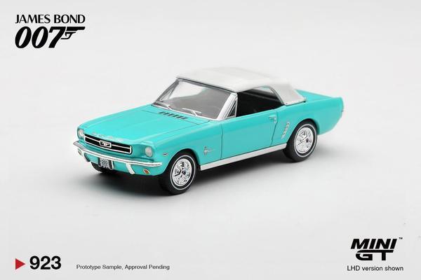 Pictrue of a Ford Mustang Convertible 1/64 Diecast Car by Mini GT MGT_00923