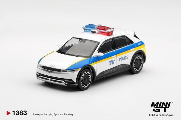 Pictrue of a Hyundai Ioniq 5 1/64 Diecast Car by Mini GT MGT_01383
