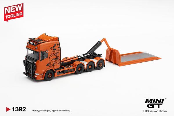 The Image-1 of the Scania 770S B8x4NA Hooklift Flatbed 1/64 Diecast Car by Mini GT