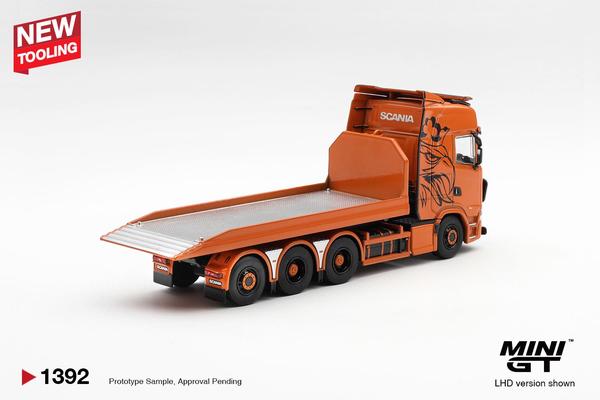 The Image-3 of the Scania 770S B8x4NA Hooklift Flatbed 1/64 Diecast Car by Mini GT
