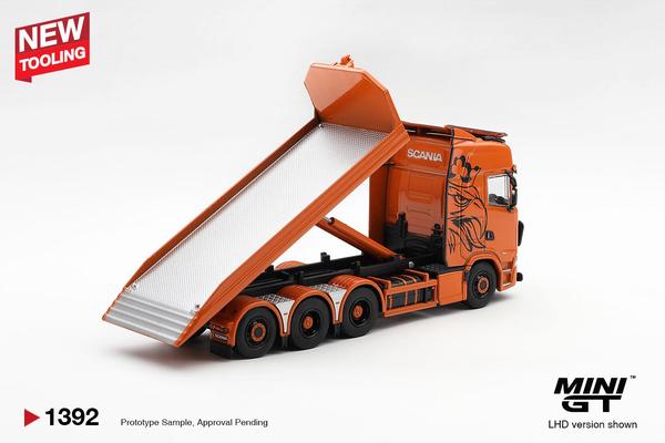 The Image-6 of the Scania 770S B8x4NA Hooklift Flatbed 1/64 Diecast Car by Mini GT