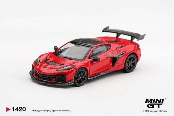 Pictrue of a Chevrolet Corvette ZR1 1/64 Diecast Car by Mini GT MGT_01420