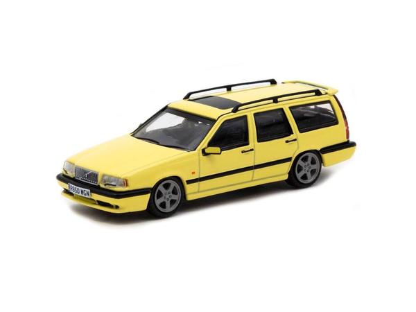 Picture of a Volvo 850 Estate by diecast car manufacturer Tarmac Works